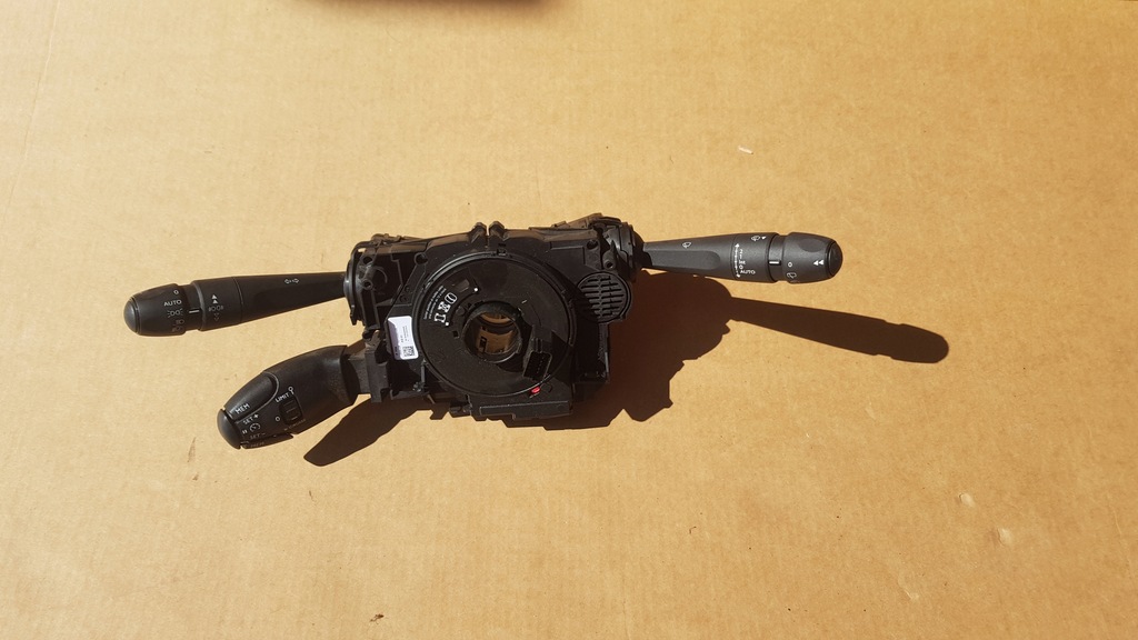 фото №1, Citroen c3 iii перемикач з стрічка 98262578zd