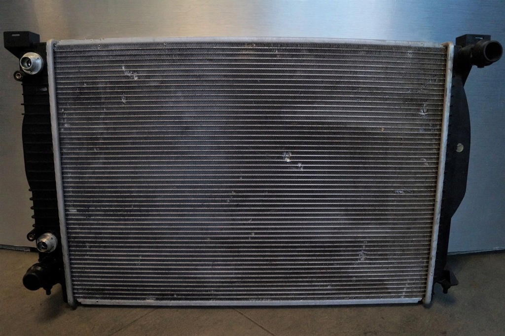 фото №1, Радиатор wody do audi a4