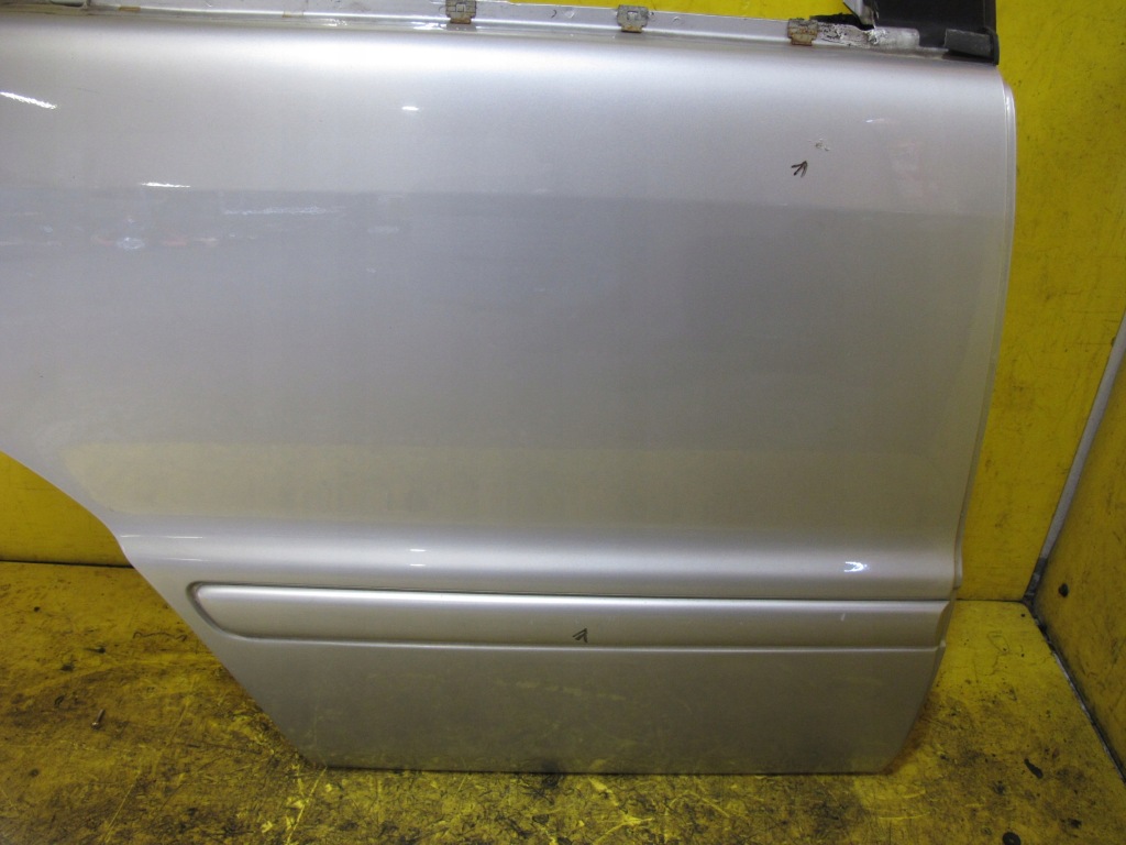 фото №4, Mercedes ml w163 дверь задняя правое 744