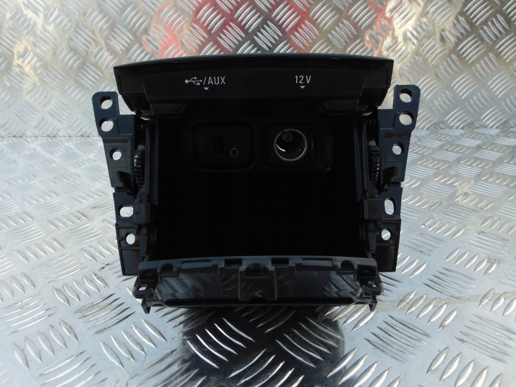 фото №1, Opel mokka x бардачок прикурювач usb lift 16-