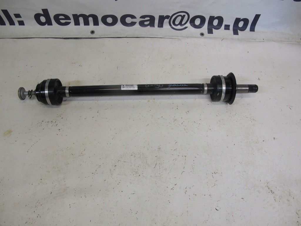 фото №1, Привідний вал задня bmw g30 8664624