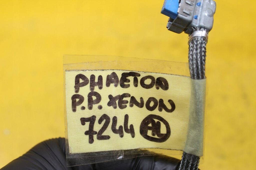 фото №5, Шланг лампы ксенон правый перед vw phaeton
