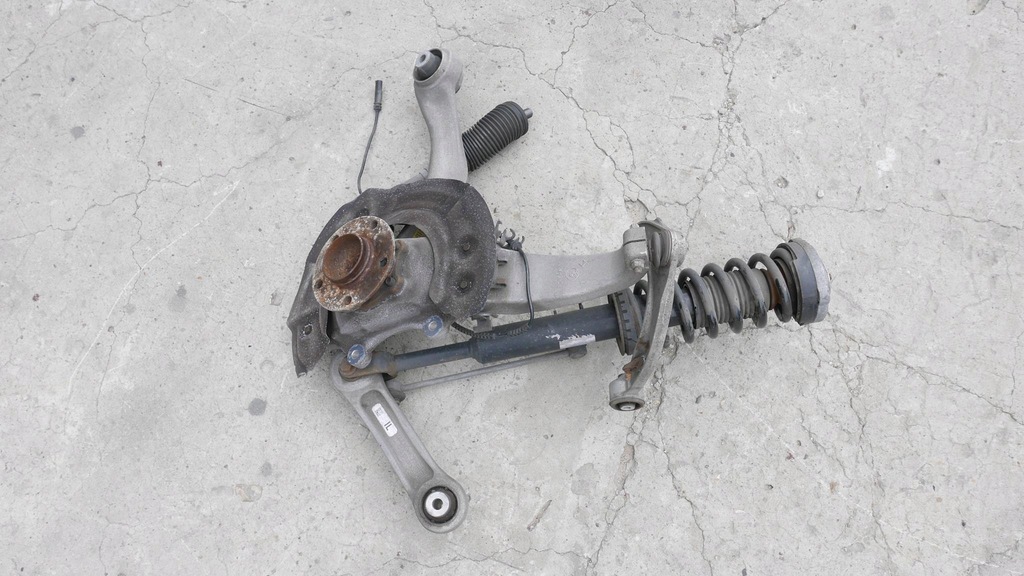 фото №1, Bmw f06 f12 поворотный кулак левый перед комплект 6775769