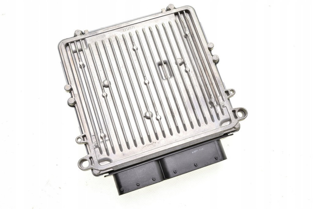 фото №2, Бортовий комп'ютер mercedes a6461501077 0281014187