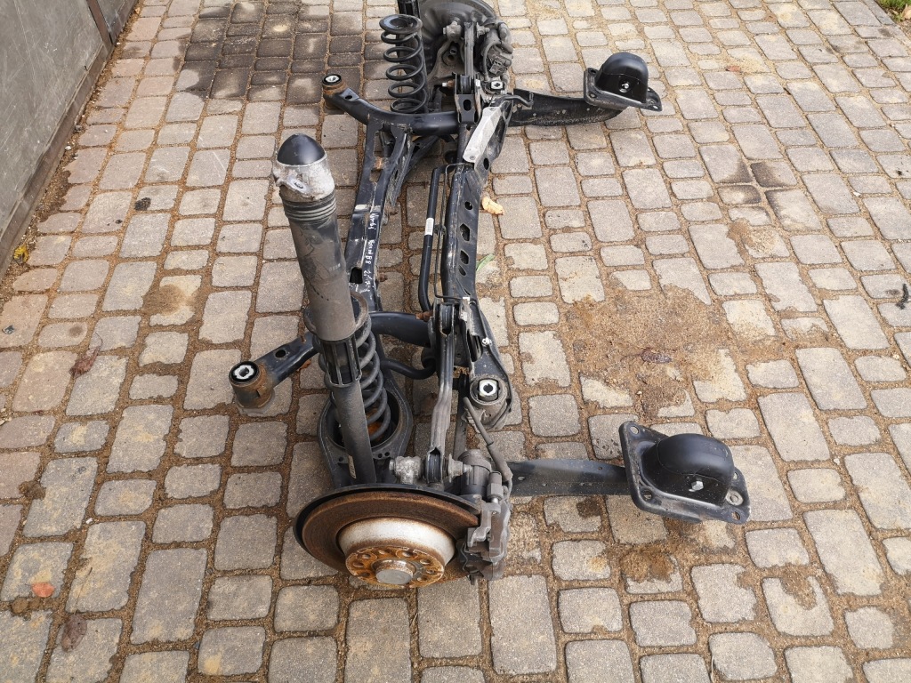 фото №5, Vw passat b8 kombi подвеска задние задняя подрамник