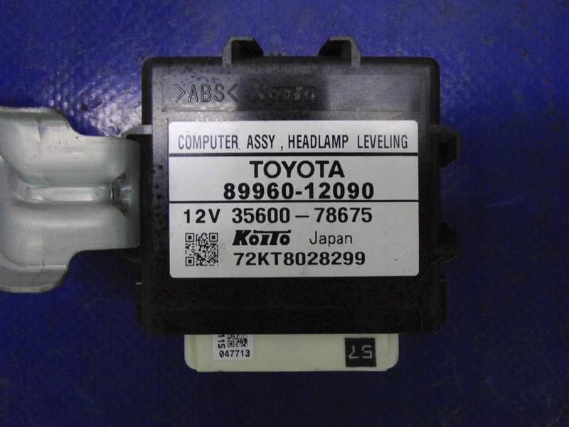 фото №1, Блок управления модуль света 89960-12090 toyota auris i