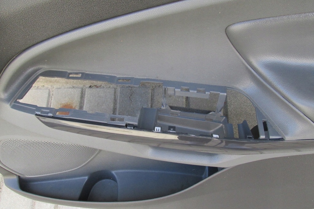 фото №2, Обивка дверь перед правая ecosport 2014 rok