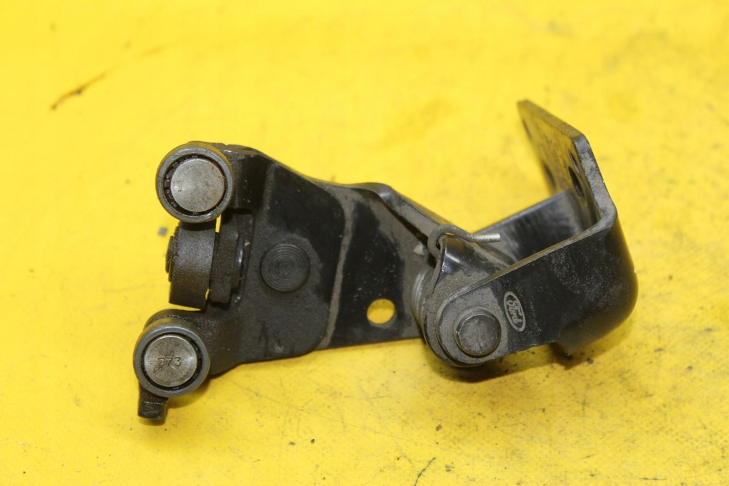 фото №1, Петля двері правий bok transit connect