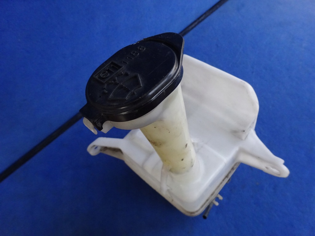 фото №11, Toyota corolla e12 sedan kom бак омывателя