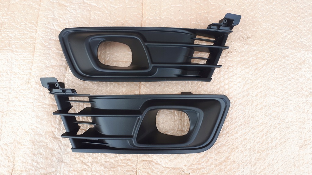 фото №1, Renault captur lift решітка протитуманної фари права ліва