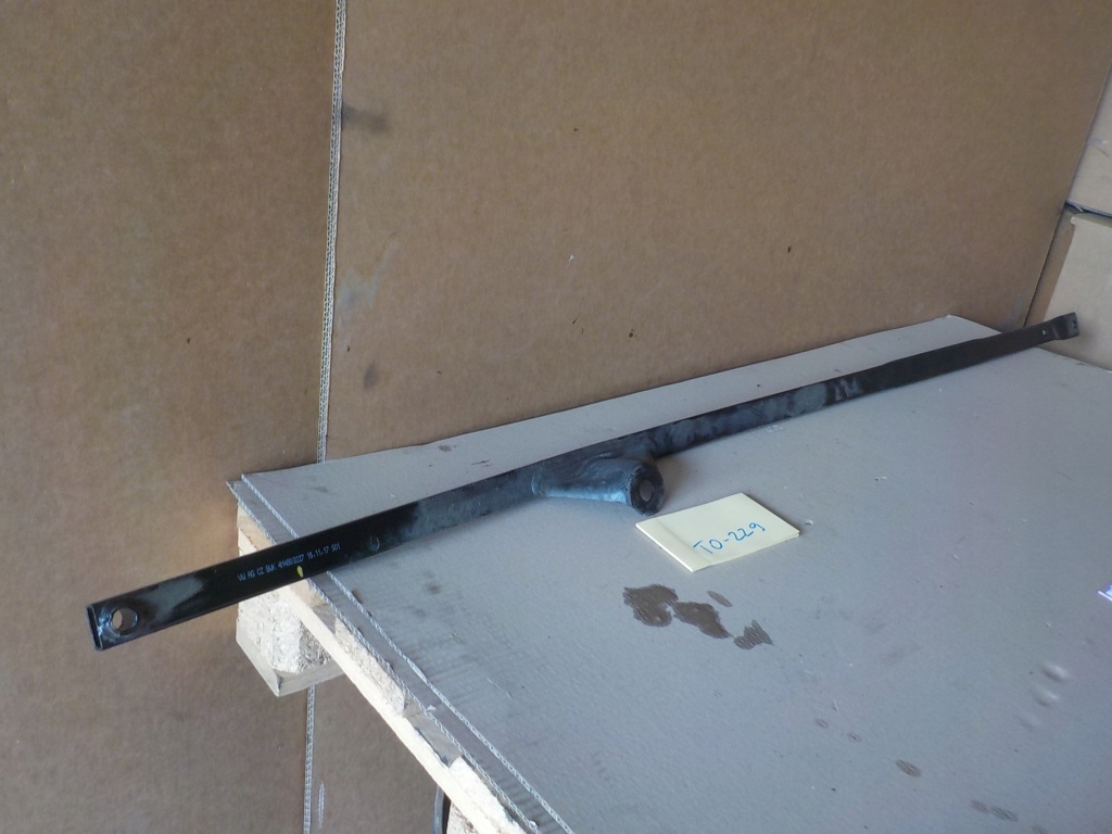 фото №1, Vw touareg iii підпора кронштейн 4m4803227