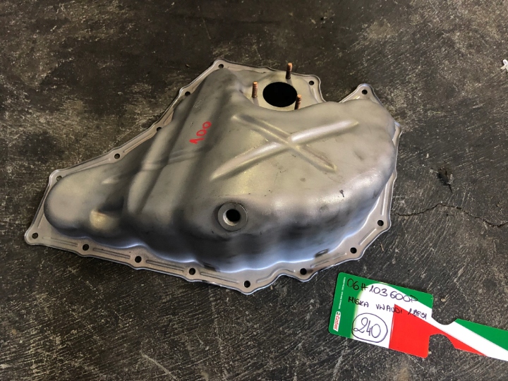 фото №1, Поддон масляная нижняя audi a4 b8 a5 06h103600p