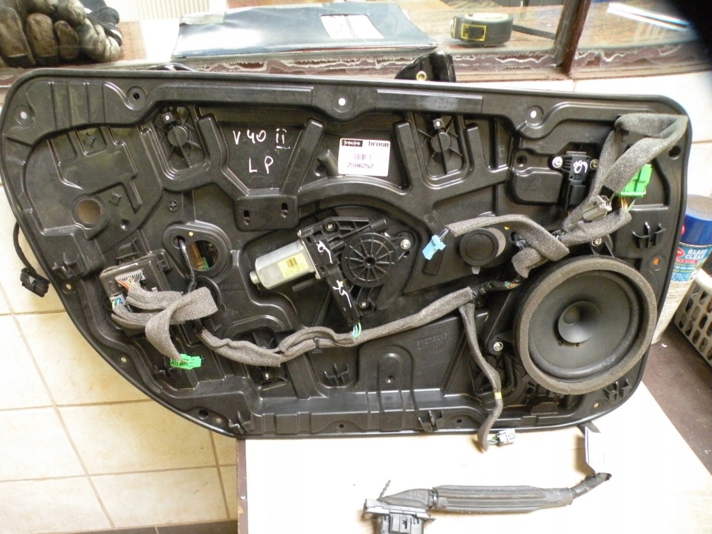 фото №1, Volvo v40 ii cc 12+ підйомник скло лівий перед eu