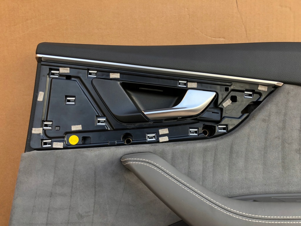 фото №5, Обшивка дверь pt кожа alcantara led audi q7 4m