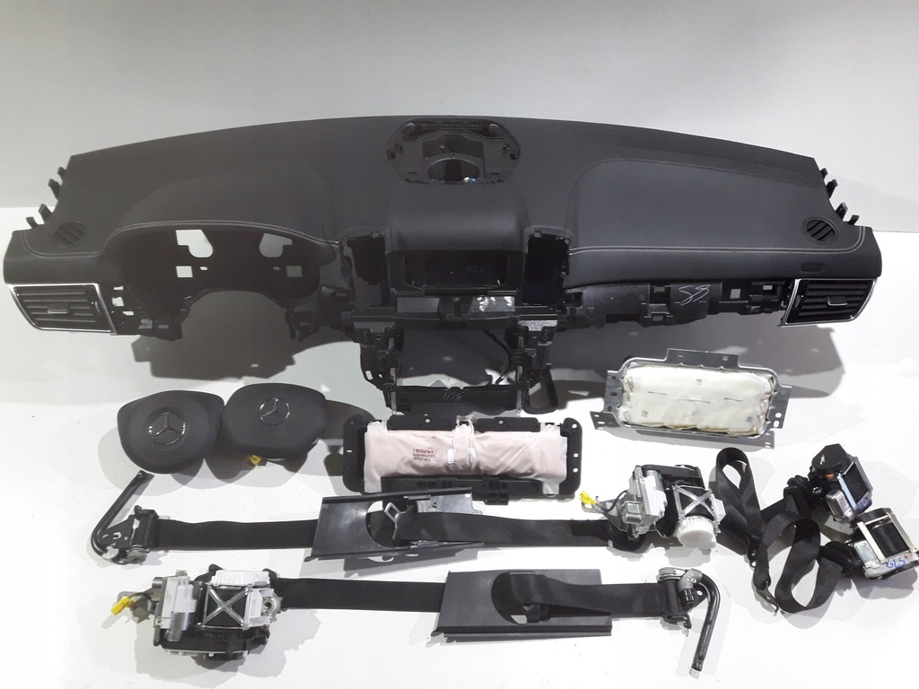 фото №5, Mercedes gls w166 x166 приборная панель консоль подушка безопасности подушки безопасности ремни оригинал демонтаж