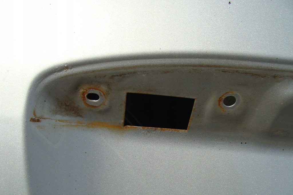 фото №4, Крышка багажника задняя lexus rx 400h 03-09r