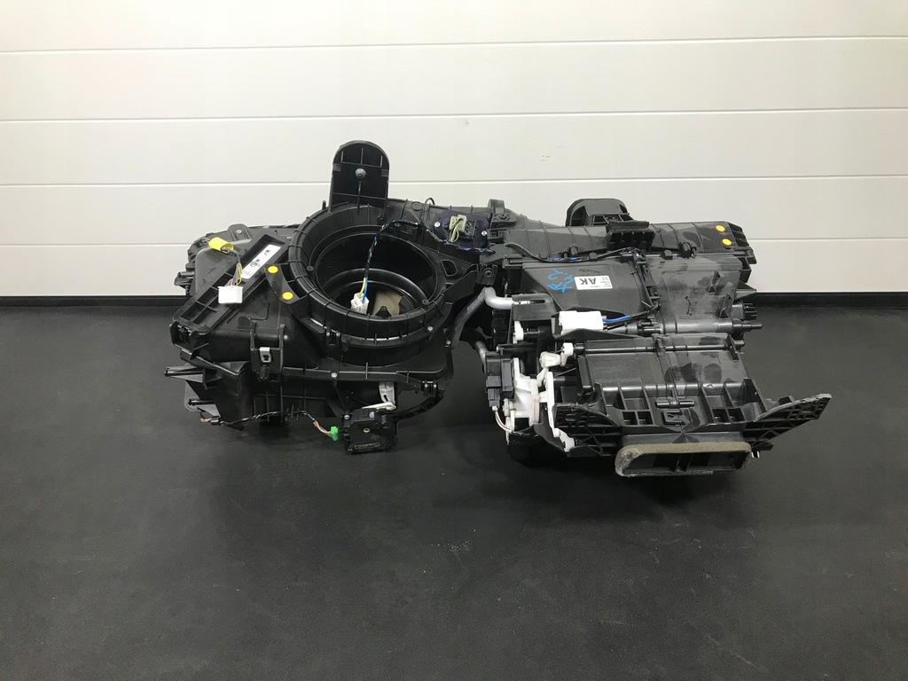 фото №8, Обігрівач jaguar xf 4.2 8x23-19b555