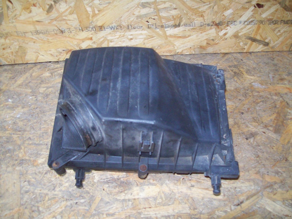 фото №1, Opel оригинальный номер 44612585912 корпус фильтра воздуха