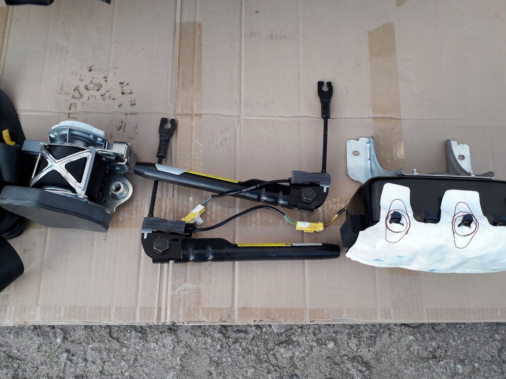 фото №6, Fiat 500 lift 16- панель приладів консоль подушки безпеки ремені