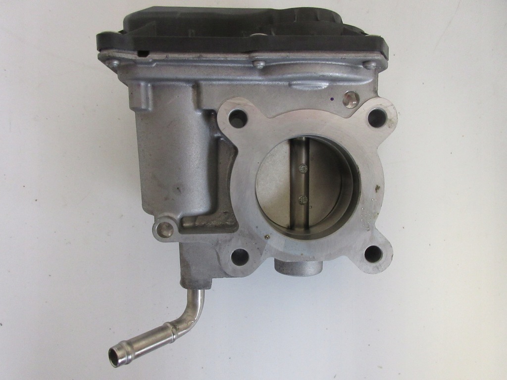 фото №1, Auris ii lift 1.2 t d4t дроссельная заслонка