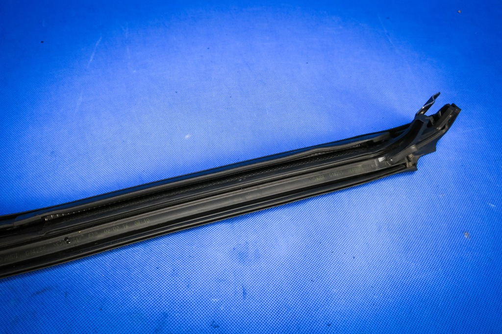 фото №6, Прокладка верхній двері audi a3 8v cabrio 8v7831721