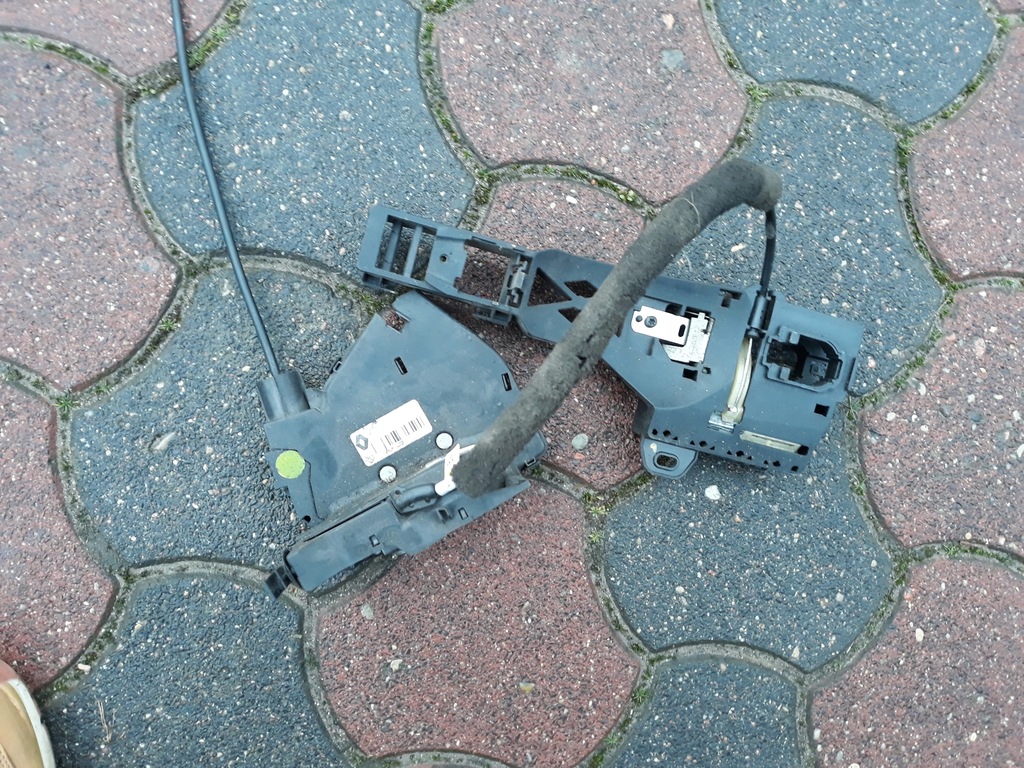 фото №1, Renault espace v замок задня лівий 825017971r 6-pin