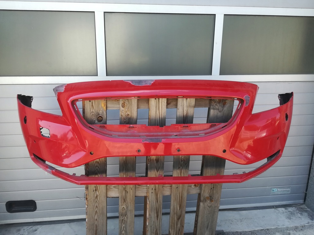 фото №1, Volvo v40 v-40 бампер перед передній 2012-