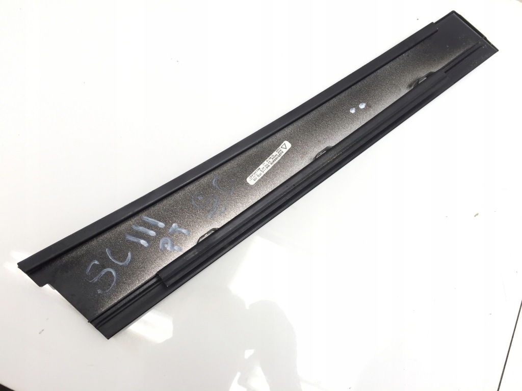 фото №3, Renault scenic iii молдинг дверь правый задняя 822830007r