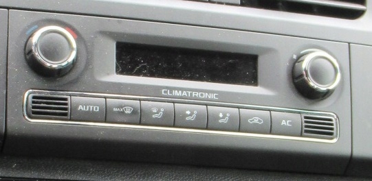 фото №1, Skoda fabia ii климатроник панель управление