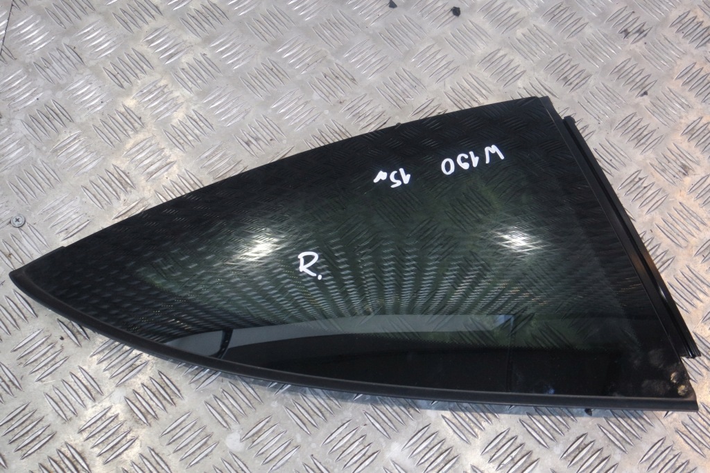 Купити Права вставка скло mercedes gt amg w190 15r as3