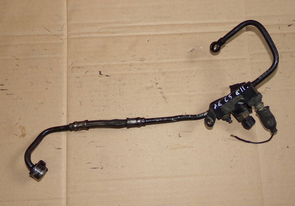 фото №1, Audi a6 c5 2.5 tdi шланг масляний 059145771k