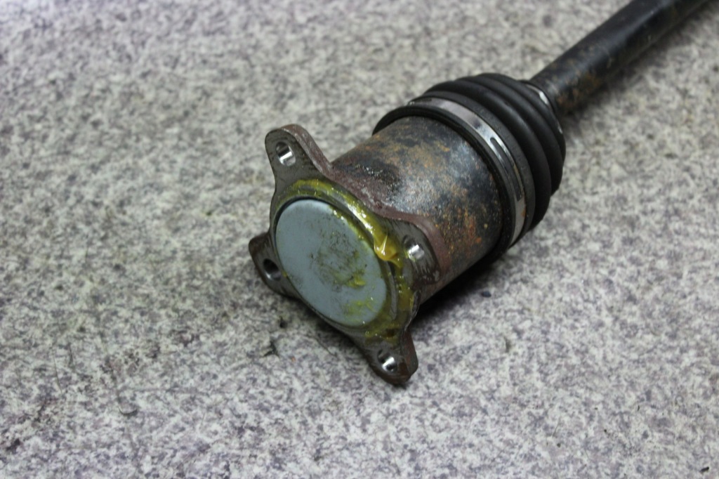 фото №4, Rav4 iv 2.5 hybrid 16-18r приводной вал левая правая задняя