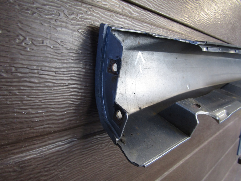 фото №10, Молдинг порог правая audi tt 8s0 14- порог правый