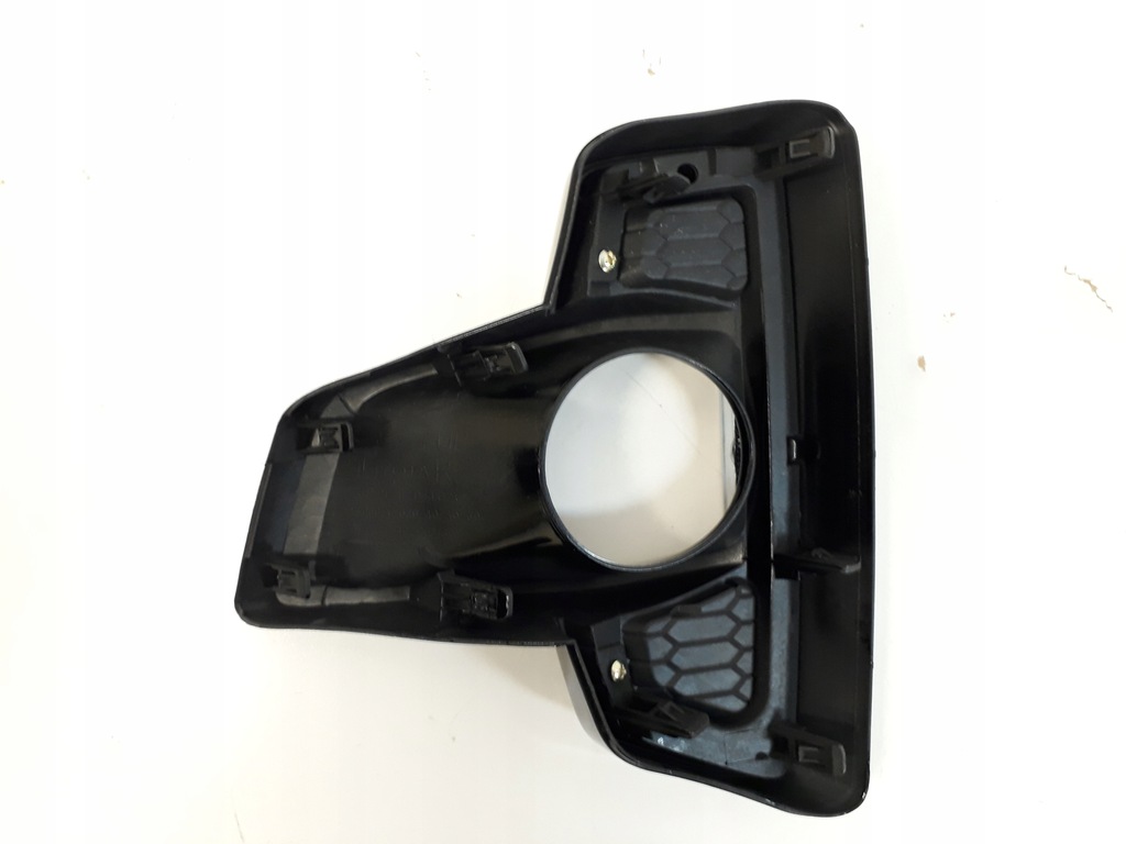 фото №3, Правая решётка противотуманной фары хром toyota hilux 2018 2019