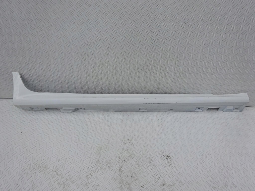 фото №1, Mercedes cls c257 w257 amg поріг правий молдинг