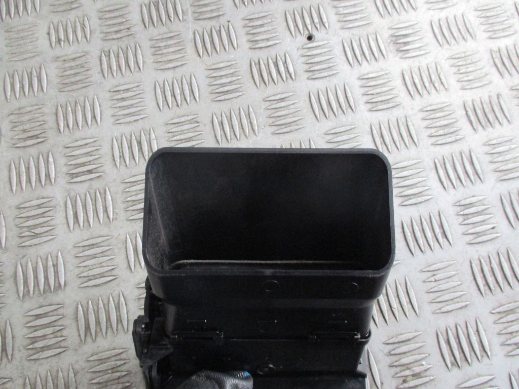 фото №4, Решётка обдув правый середина ford focus cmax 03-06r