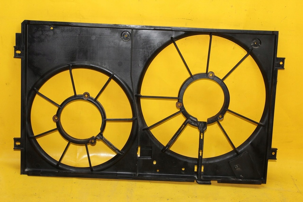 фото №1, Корпус вентилятора vw touran 1.9 tdi bkc