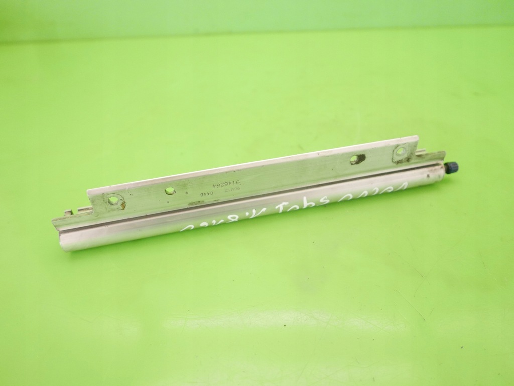 фото №8, Молдинг впрыскная 9146264 volvo s40 i 1.8 16v 95-97