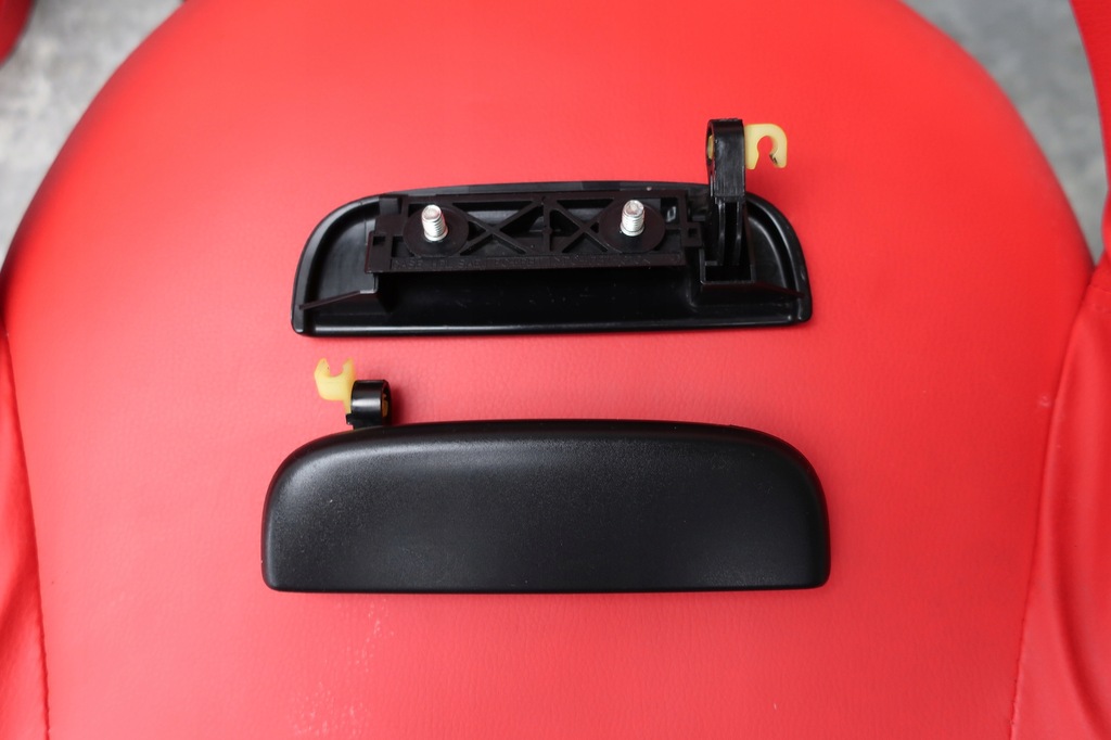 фото №1, Ручка дверь правая suzuki alto idealna 2002 08r