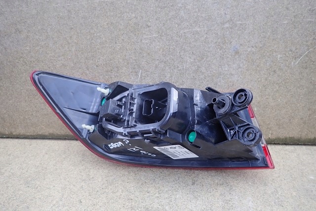 фото №2, Лампа правая задняя задняя renault clio iv 4 hb 12-