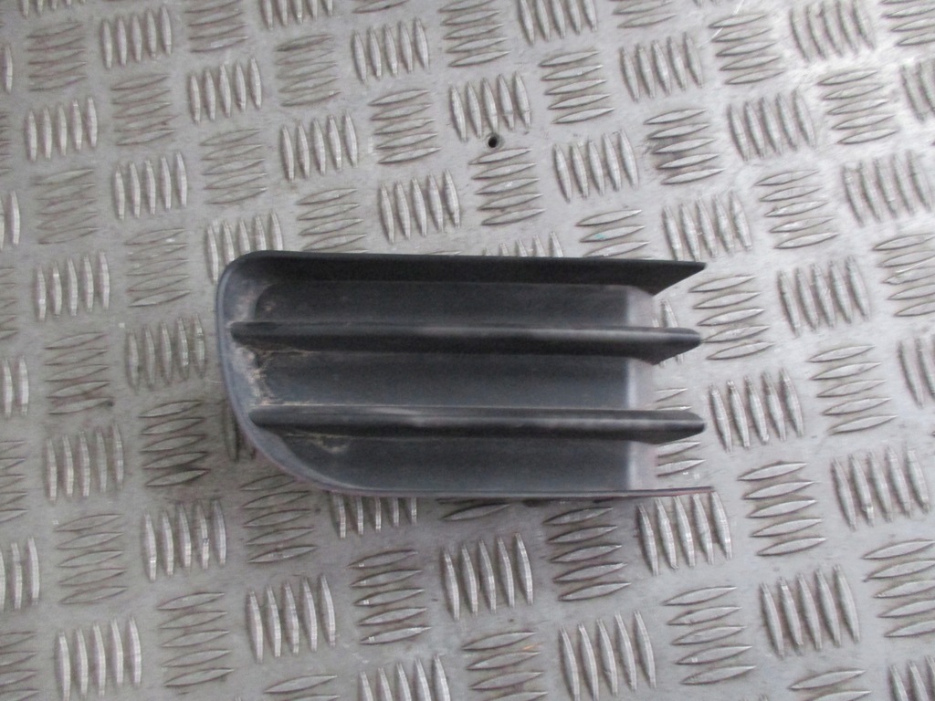 фото №1, Заглушка бампера перед renault megane ii 02-06r