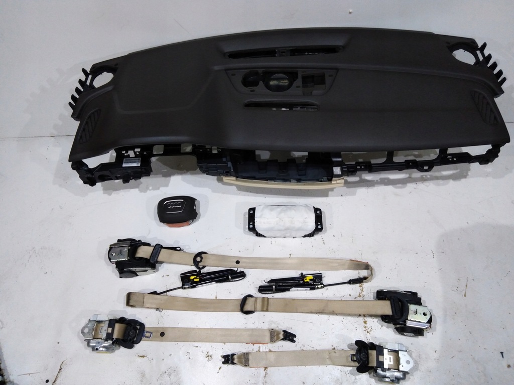 фото №1, Audi q7 панель приладів консоль подушка безпеки подушки безпеки ремені