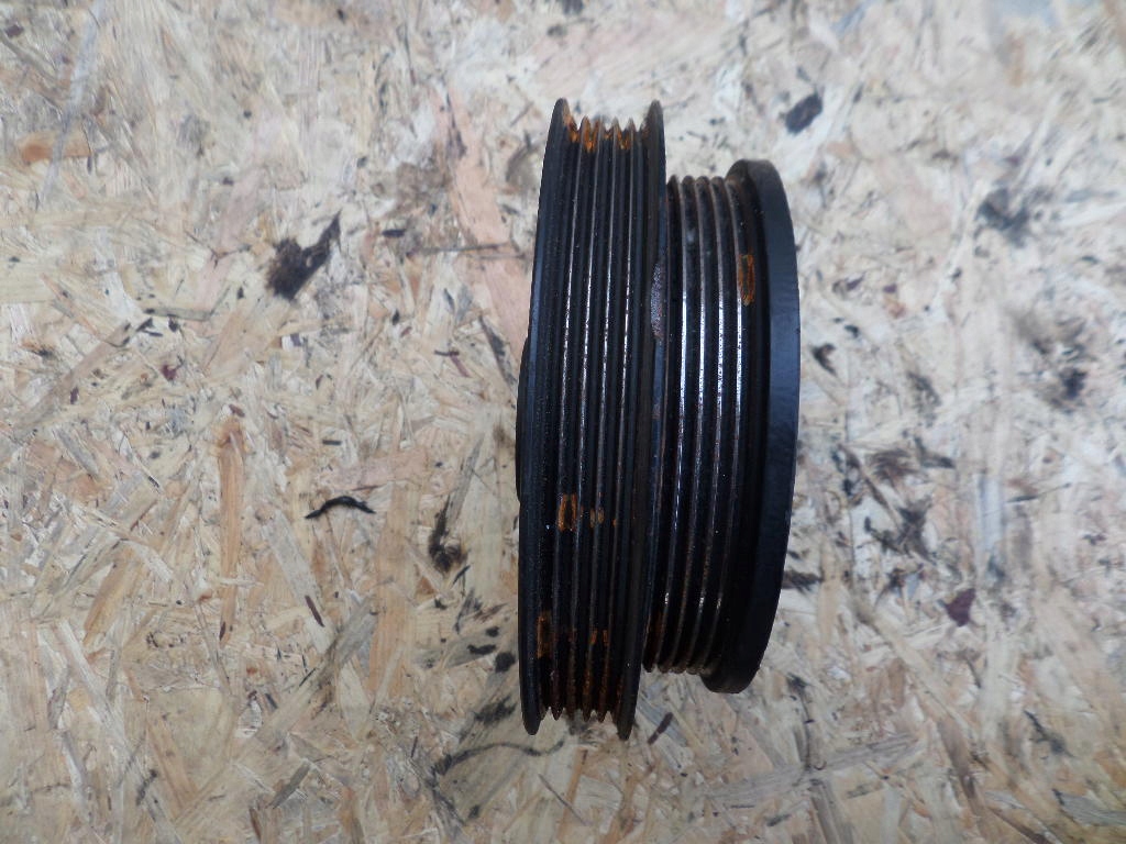 Шків колінчастого вала toyota avensis d4d t25 1cd ремінь в Україні