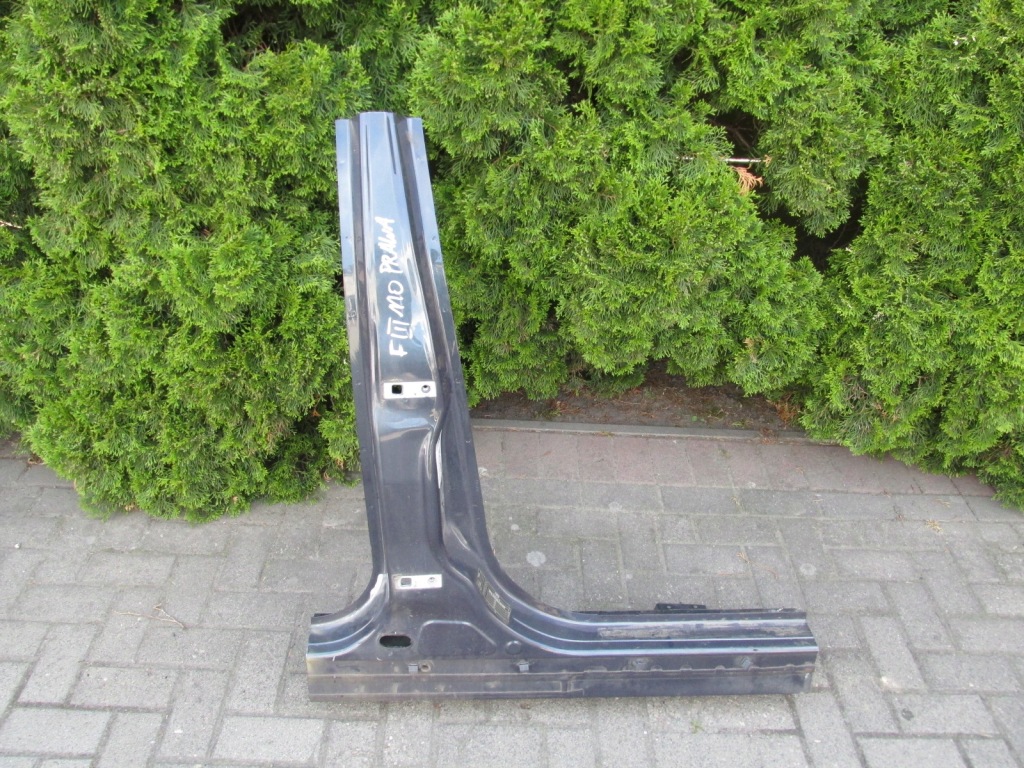 Купить Стойку порог правый  focus mk3 универсал hb 2013 год