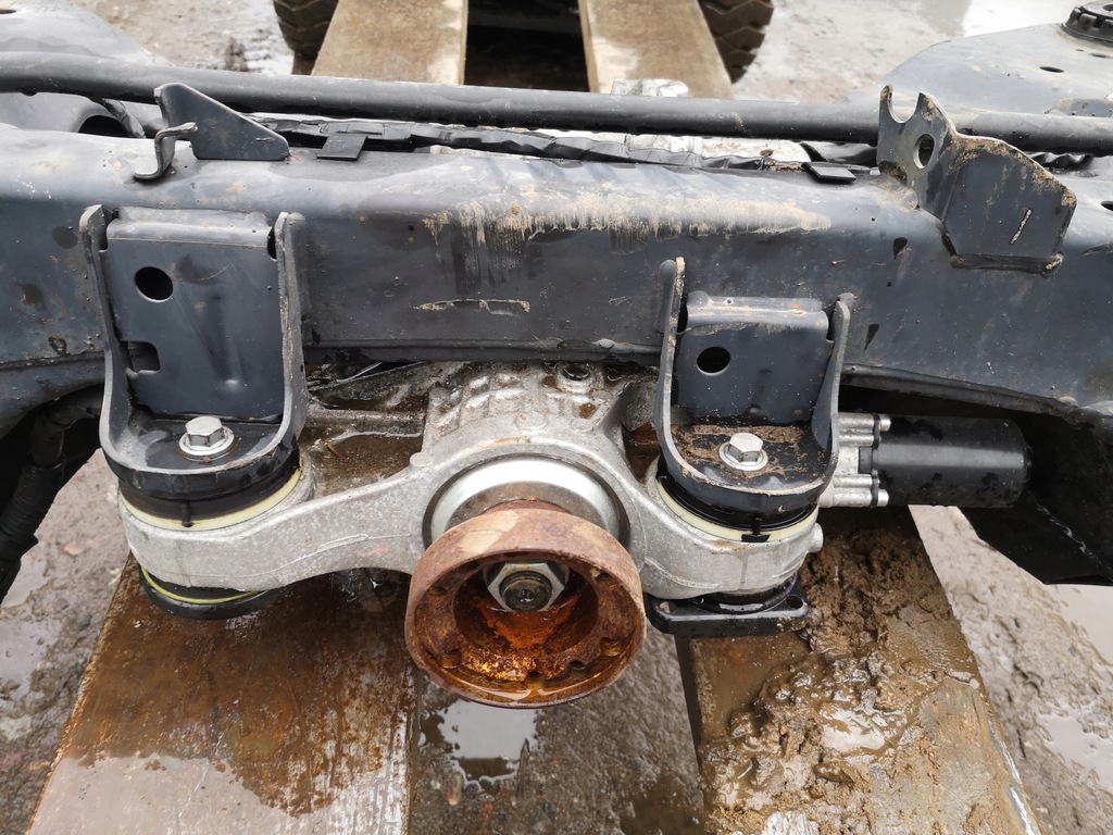 фото №8, Jaguar f type поворотный кулак задняя рычаги