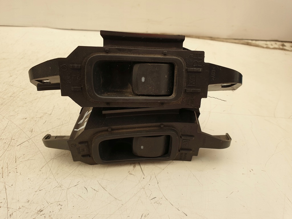 фото №1, Переключатель стекло левый задняя subaru legacy iv eu