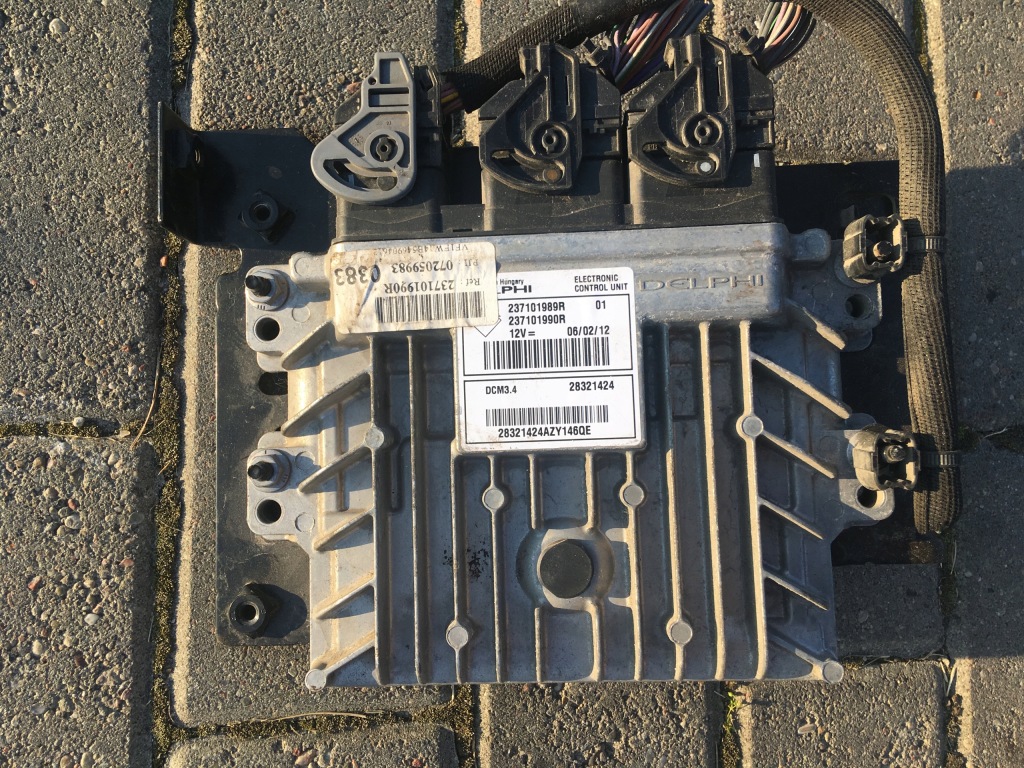 фото №1, Блок керування 237101989r 237101990r 28321424 renault d