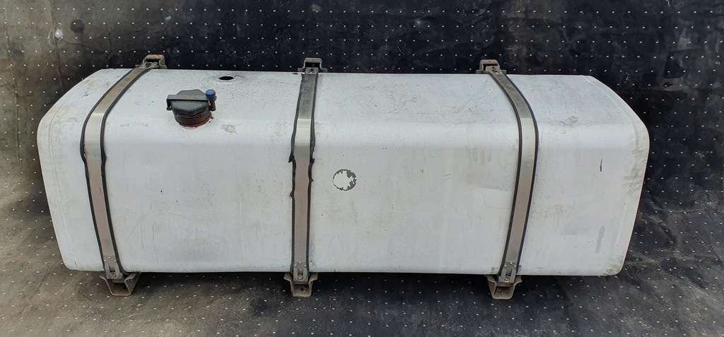 фото №1, Бак топлива iveco 760l kompletny