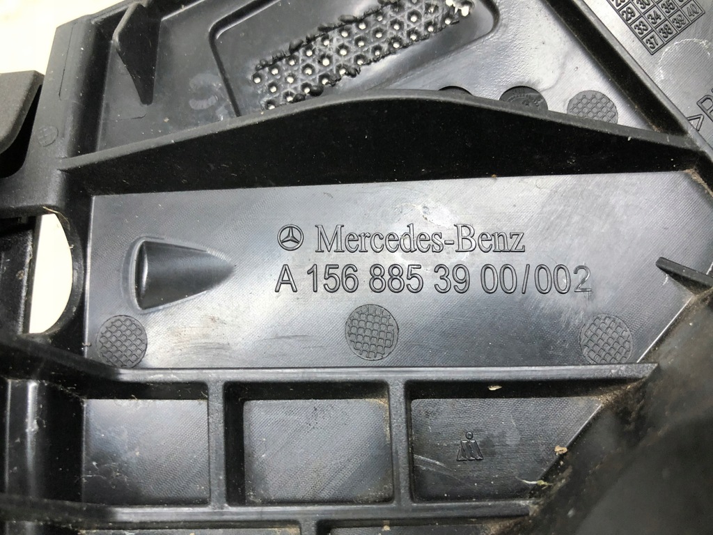 фото №8, Mercedes gla x156 lift 16-19 направляющая кронштейн