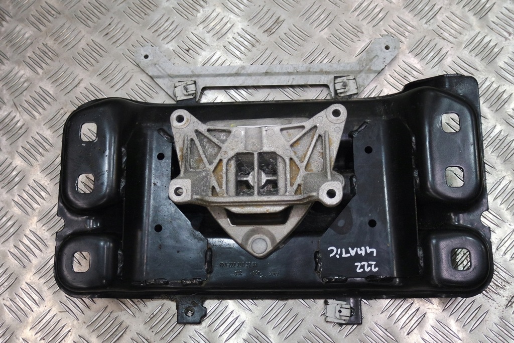 фото №1, Кронштейн двигателя mercedes w222 3.0 r6 a2222403202